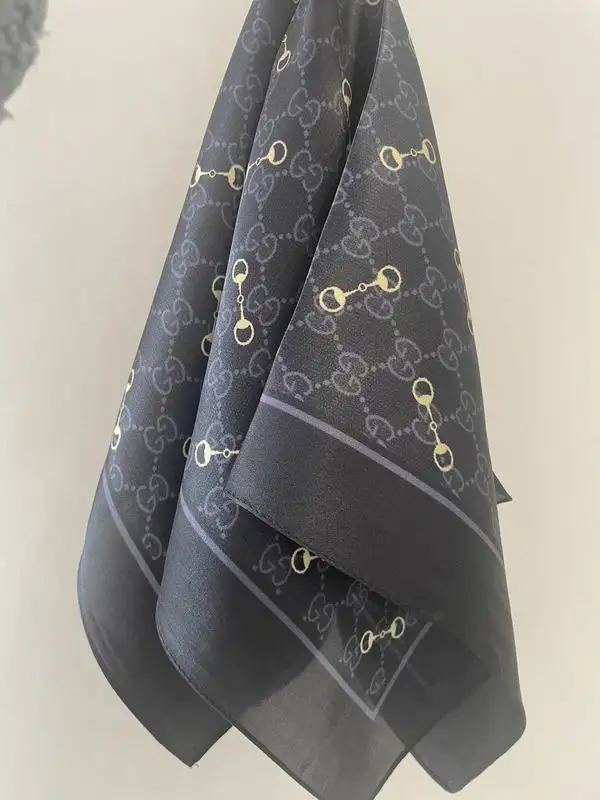 Gucci silk scarf 50X50cm E02 (12)